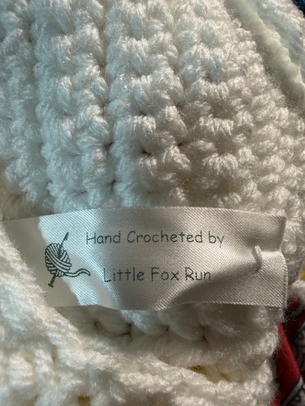 Hand Crochet by Little Fox Run White Crochet Sunflower Bralette size small NWOT - Picture 4 of 5